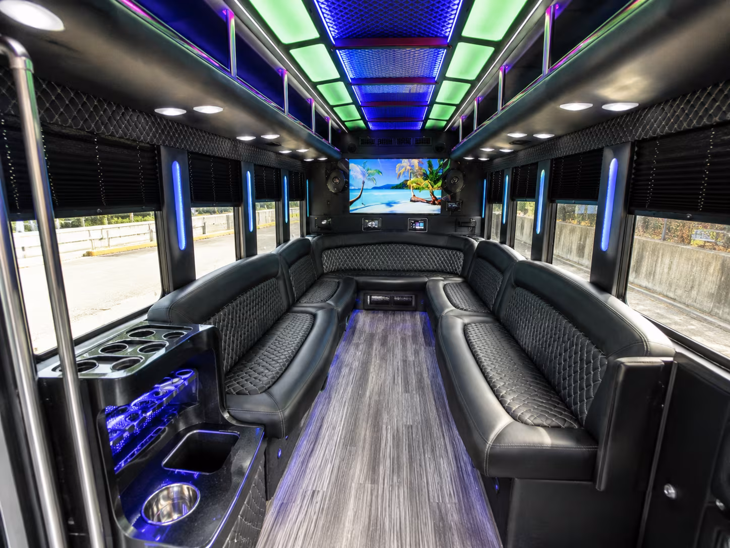 El Cajon Homecoming & Prom Party Bus Rentals