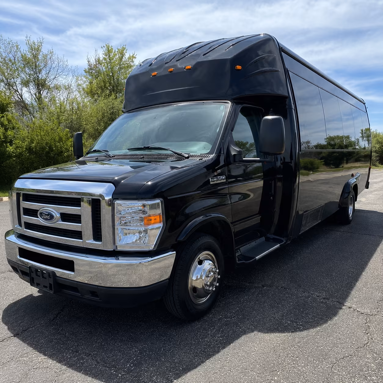 Encinitas Homecoming & Prom Party Bus Rentals