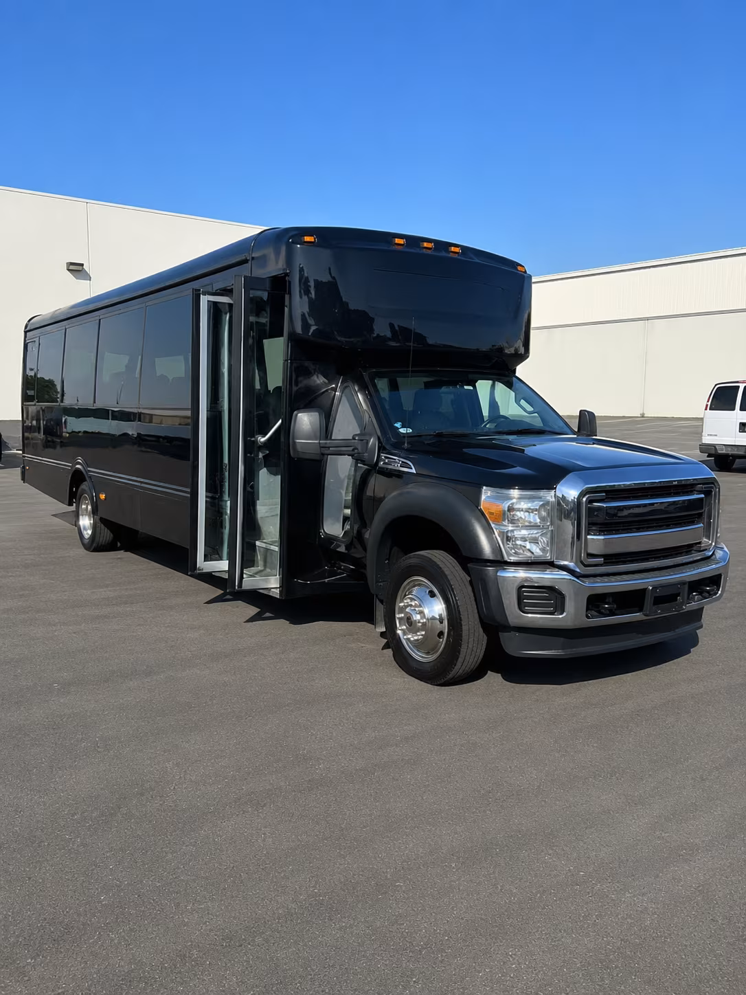 La Mesa Homecoming & Prom Party Bus Rentals
