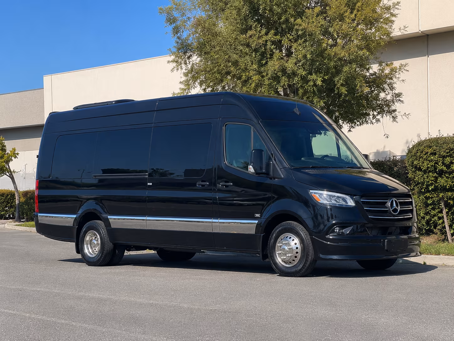 San Diego Corporate Transportation party bus exterior
