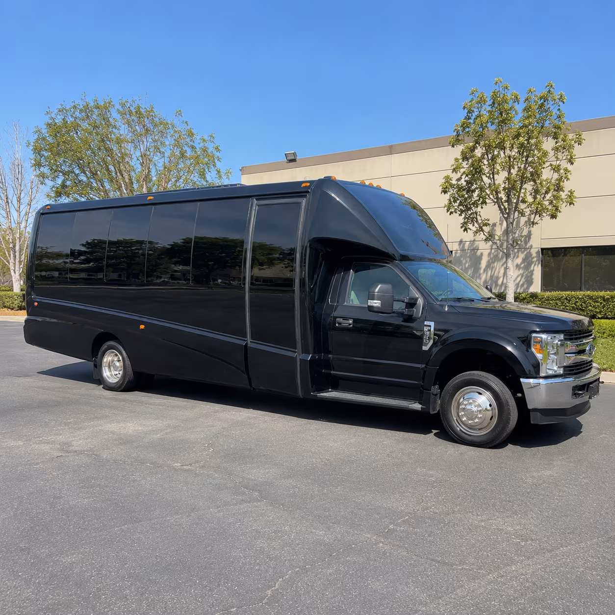San Diego Winery Tour & Pub Crawl Transportation party bus exterior